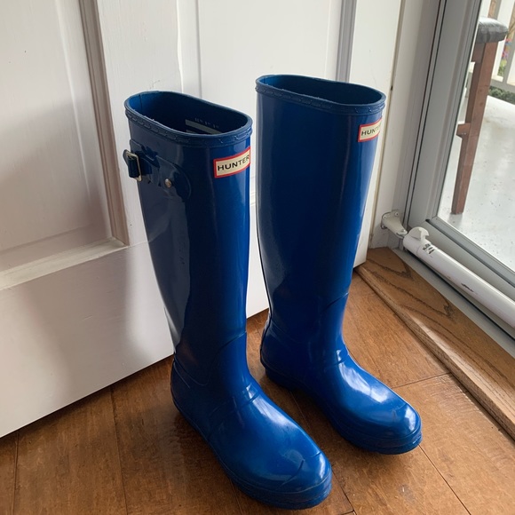 Hunter tall Rain boot-SOLD - Picture 2 of 8